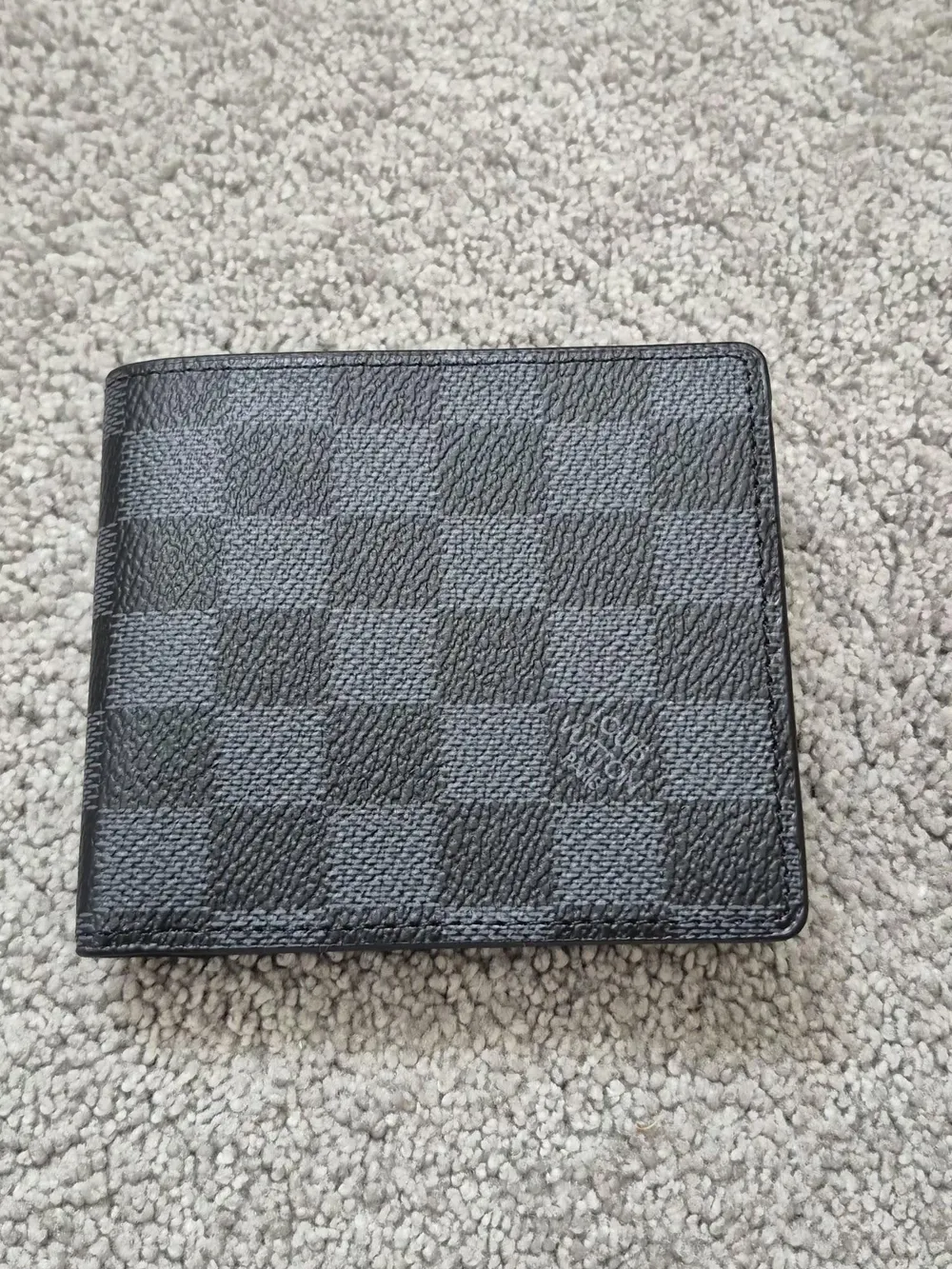 LV Wallet (Graphite)