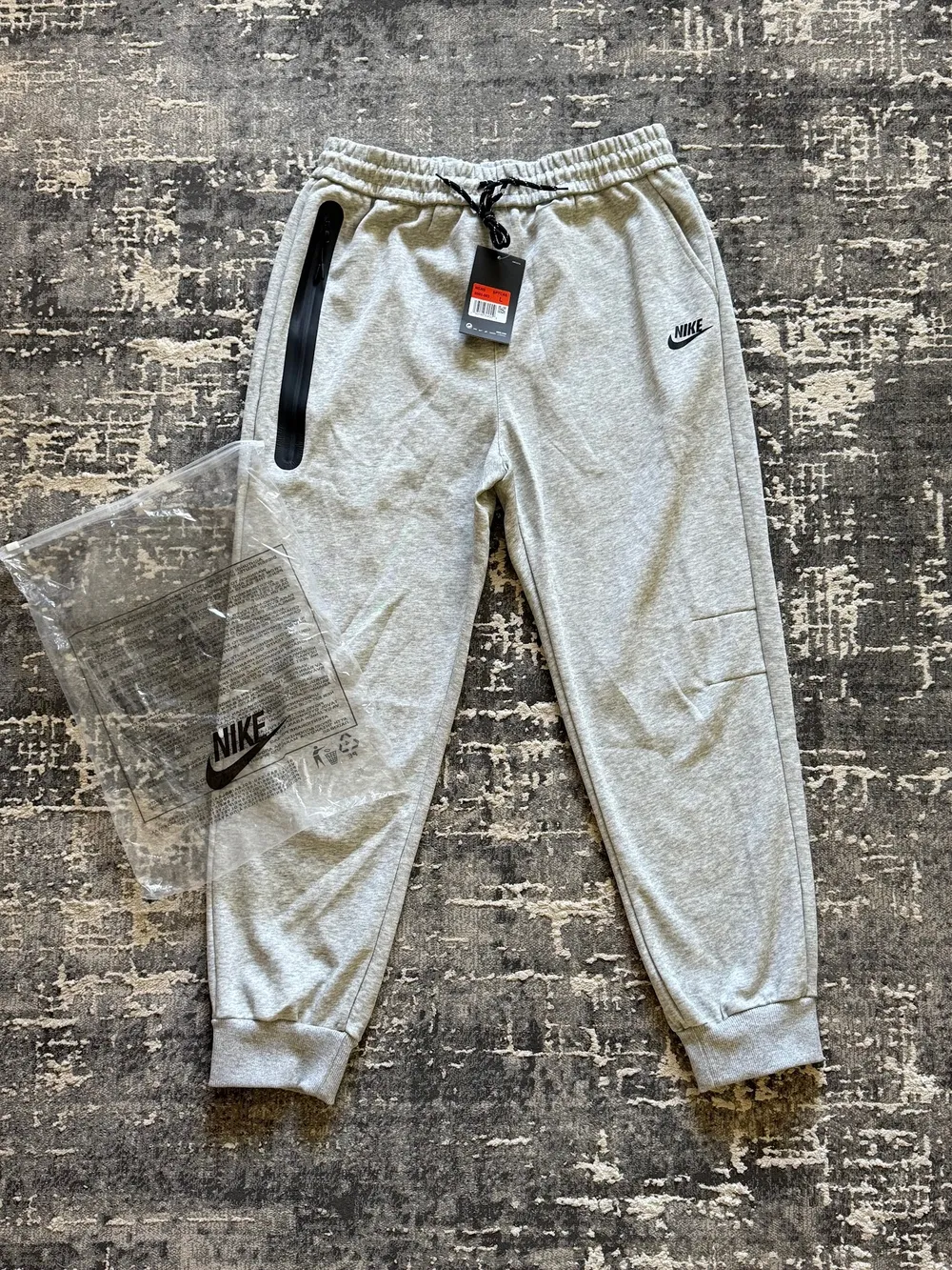 Nike Kelnes