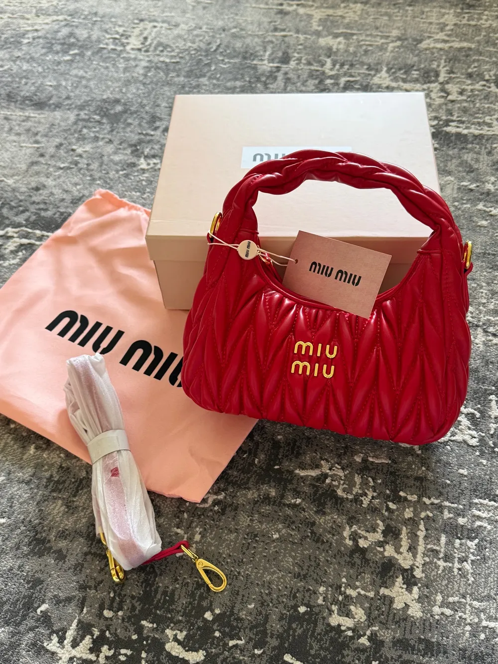 Miu Miu (Red)